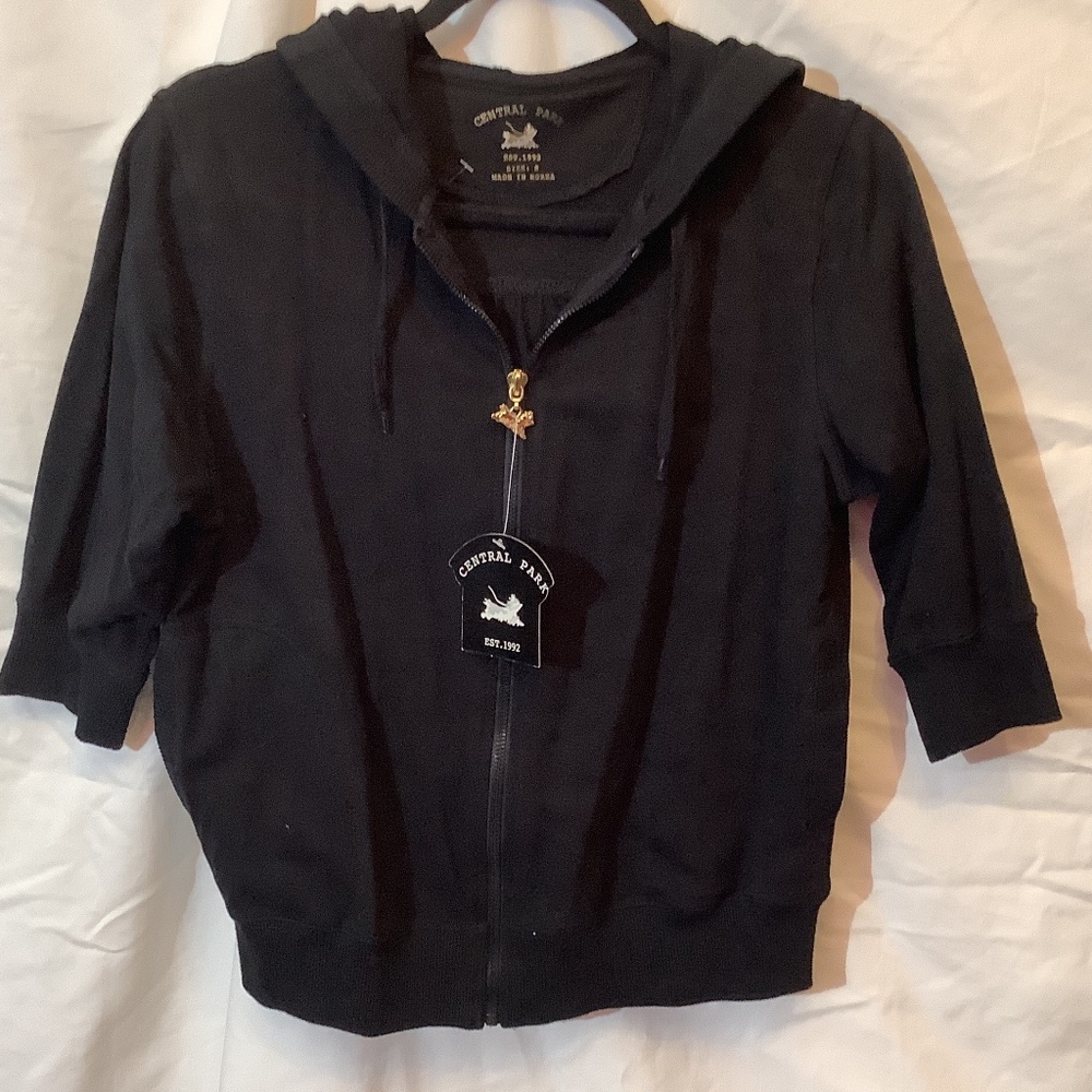 NWT Central Park Black hoodie crop 3/4 sleeve jacket shirt‎